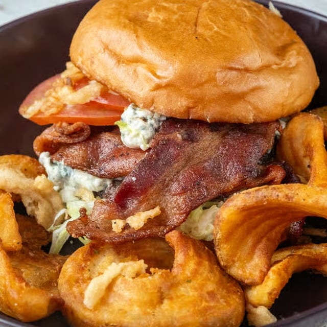 Bleu Burger.